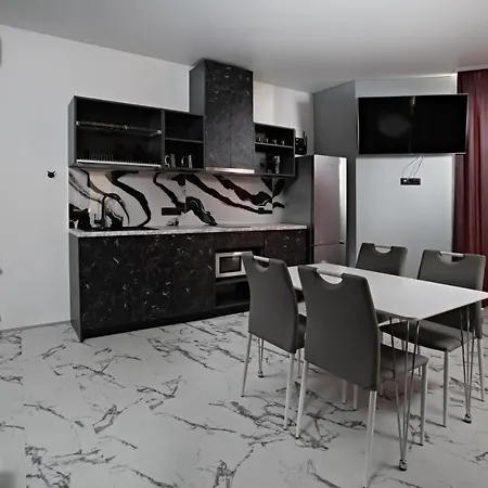 Arcadia 1-br Panoramic Sea View Gagarin Plaza Odesa