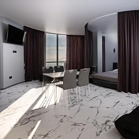 Arcadia 1-br Panoramic Sea View Gagarin Plaza Odesa